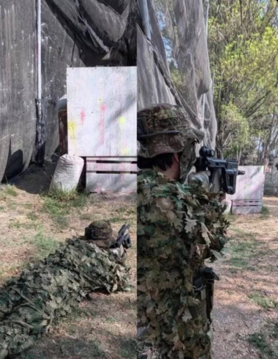 Ghillie en el campo de oceania